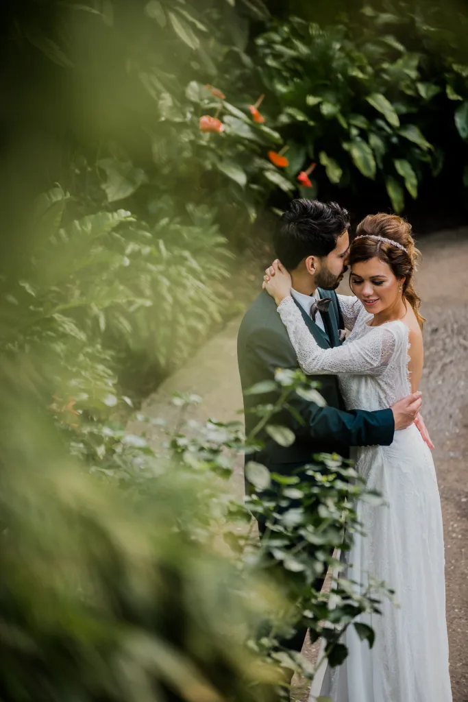 Fotoshoot bruidspaar in de Prinsentuin Groningen